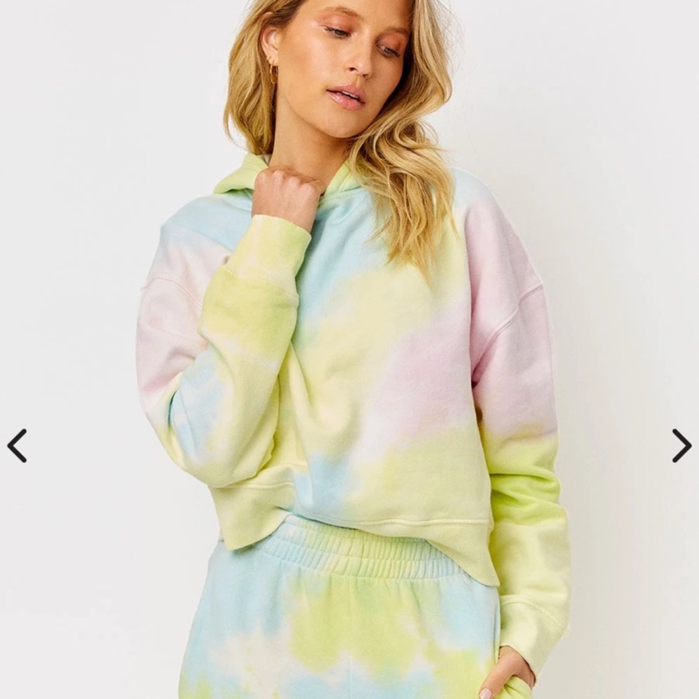 Frankie’s pastel tie dye hoodie